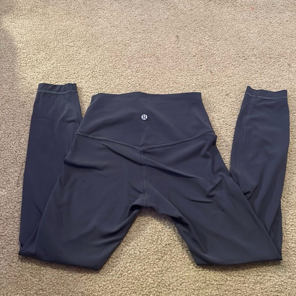 🍋 LULULEMON LEGGINGS SIZE 4🍋